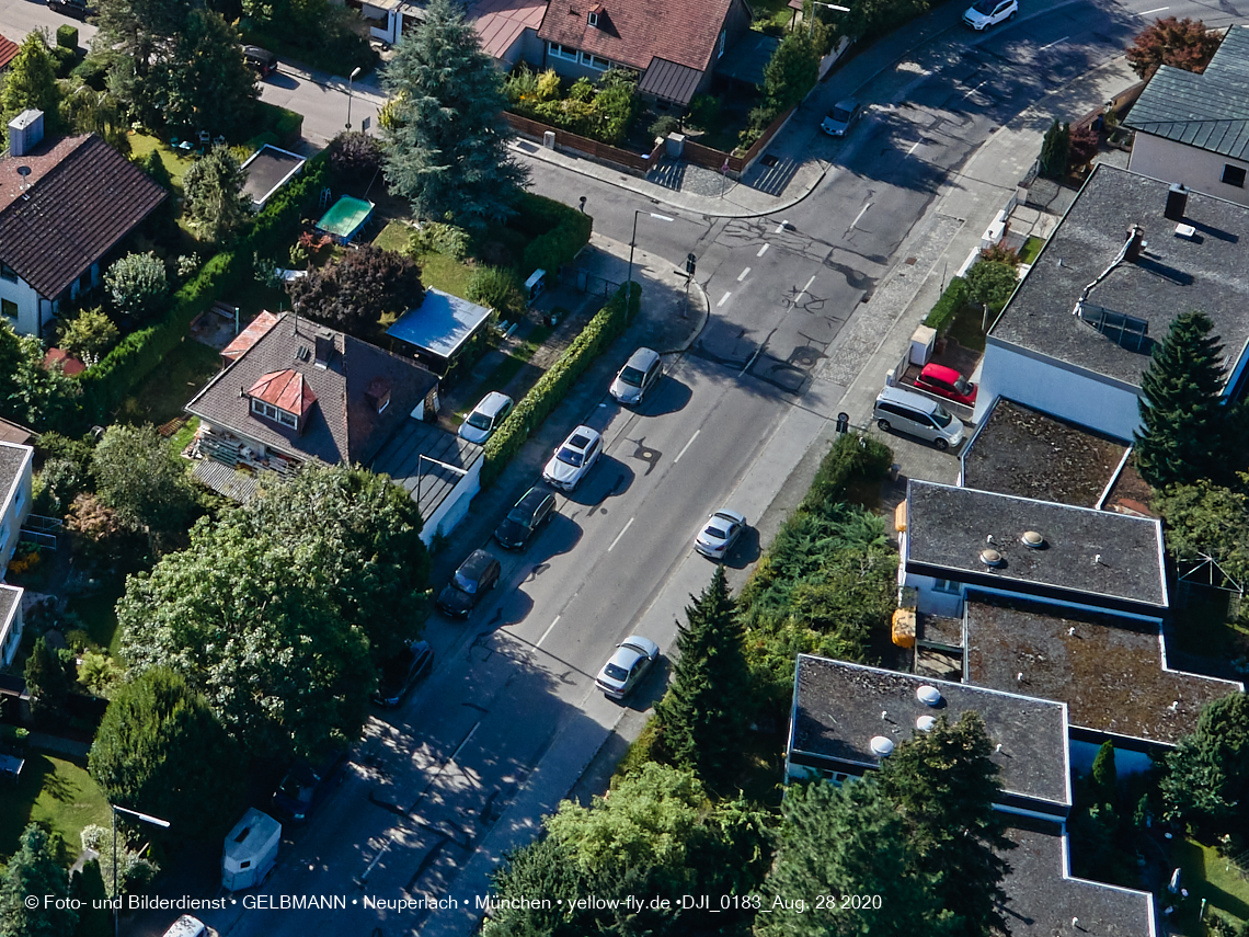 28.08.2020 - Alexisquartier und Niederalmstraße 16 in Neuperlach